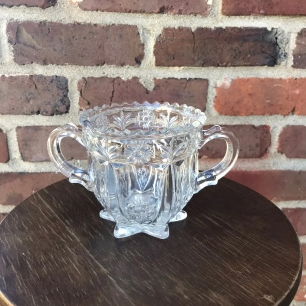 Beautiful Cut Glass - Picture 3 of 5